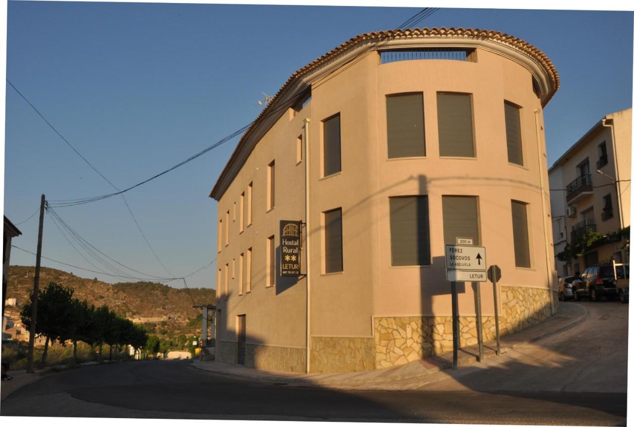 Hostal Rural Летур Екстериор снимка